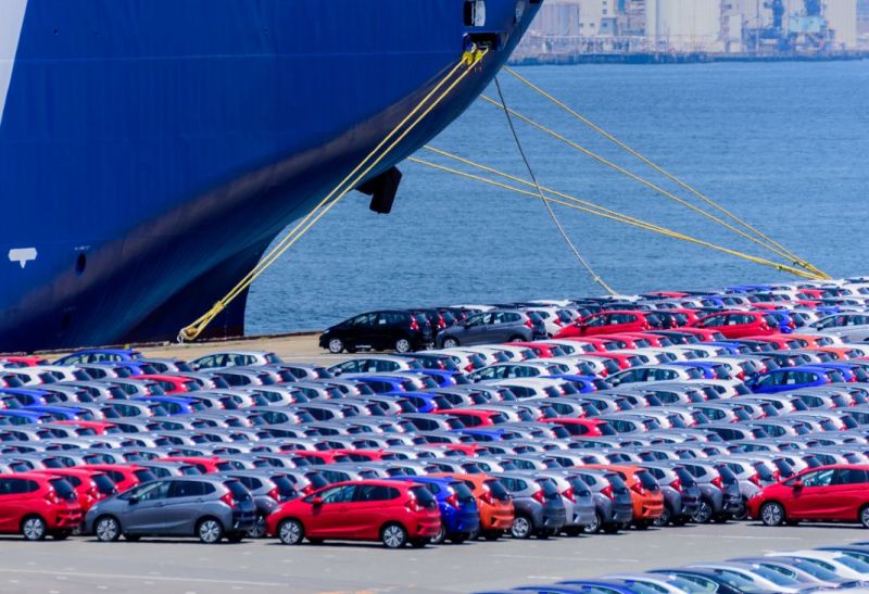 Plus im März beschert Automarkt kleinen Lichtblick