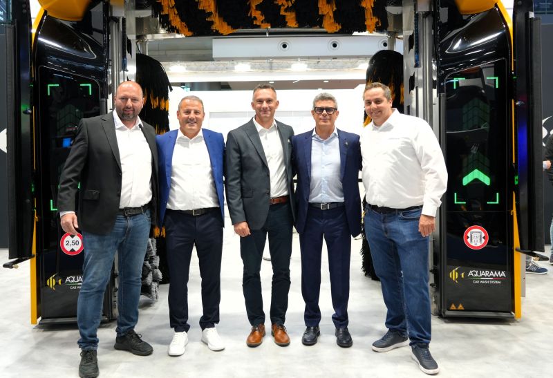 Nachlese Uniti Expo 2026: Aquarama und Washworx besiegeln Partnerschaft