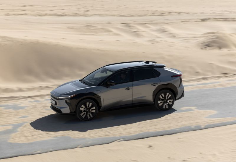 Toyota frischt den bZ4X auf – mehr Reichweite, schnelleres Laden