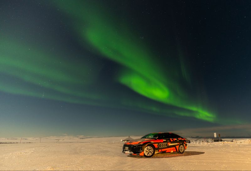 Der Audi A6 Sportback e-tron meistert die eNordkappChallenge 2025 souverän