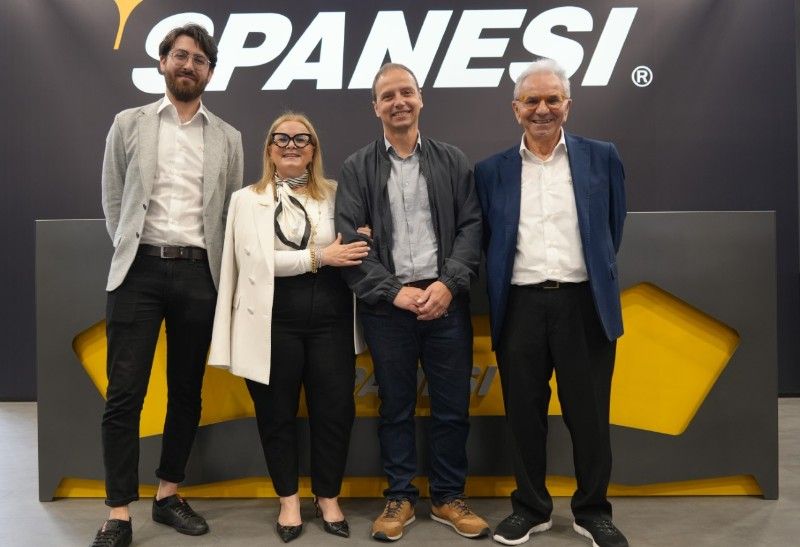 CRS-TEC startet Kooperation mit Spanesi und steigt in den Carrosseriemarkt ein