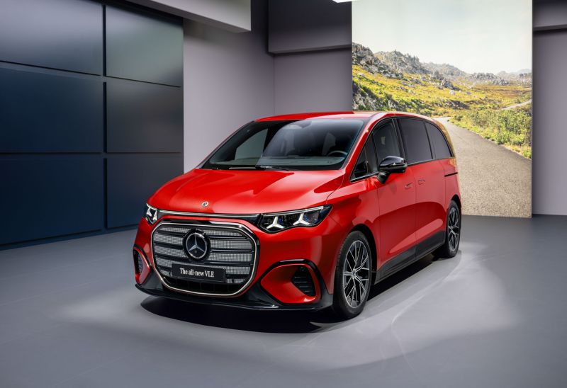 Weltpremiere für den Mercedes-Benz VLE:  Elektro-Van mit über 700 km Reichweite