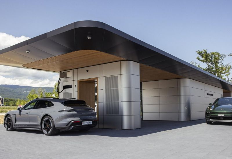 Erste Porsche Charging Lounge in der Schweiz eröffnet