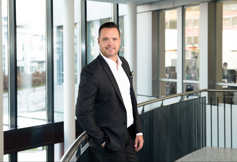 «AUTOMOTIVE EXPERTS» verstärkt Marketing-Kompetenz mit Branchenprofi Dirk Beneditz