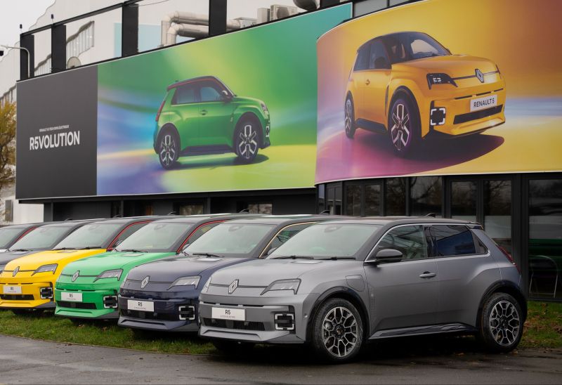 100'000 Einheiten: Renault 5 E-Tech electric erreicht Meilenstein in Rekordzeit