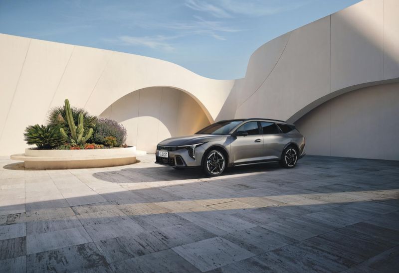 Kia K4 Sportswagon startet in der Schweiz: Neuer Kombi ab CHF 34’950 bestellbar