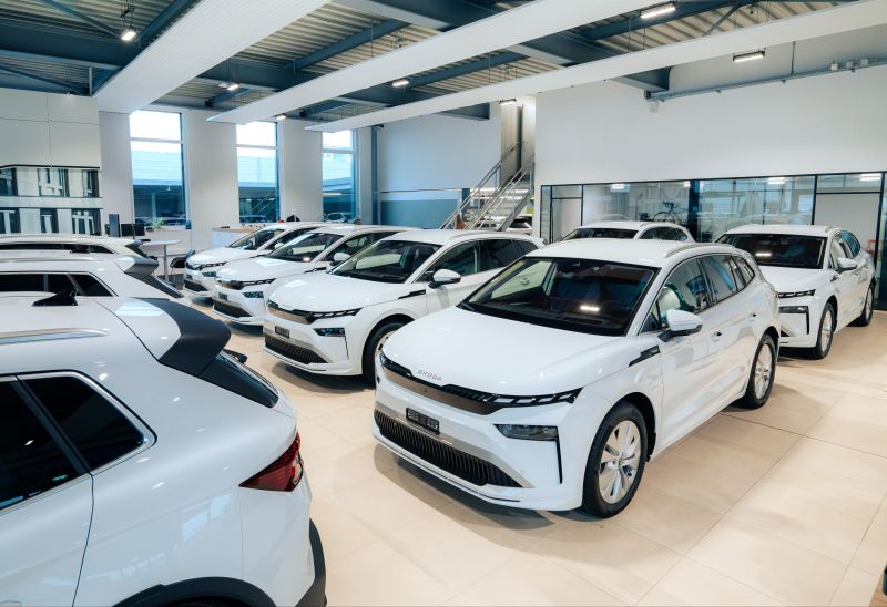 Hager AG setzt ihren Weg zur elektrischen Flotte mit Škoda konsequent fort