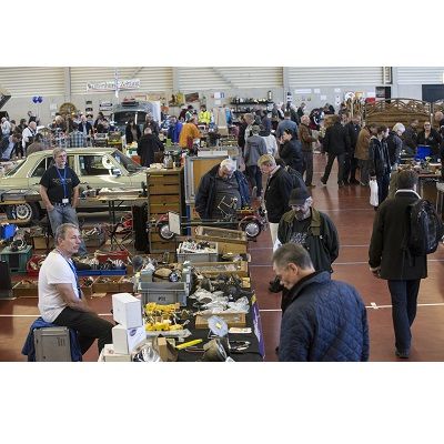   Oldtimer- und Teilemarkt Winterthur 2015 zeigt Neuheiten und Raritäten