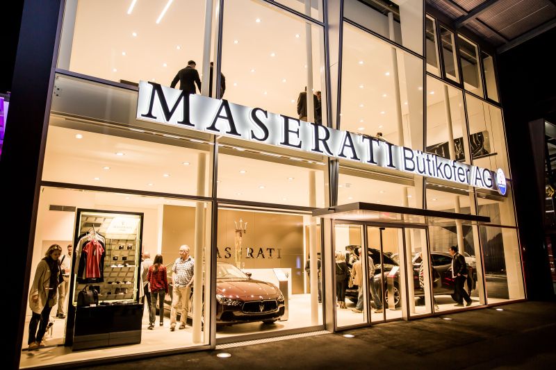 Maserati neu an bester Lage in Winterthur