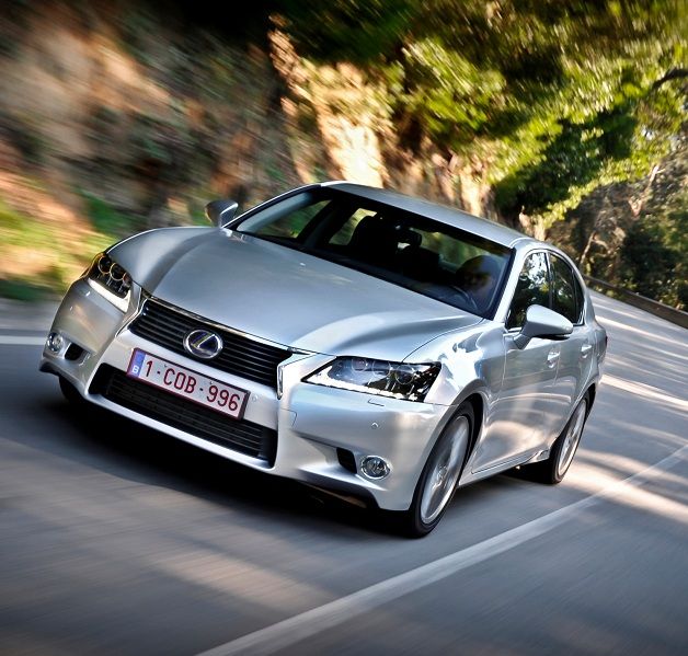 Lexus GS 450h: Mehr Platz und weniger Verbrauch