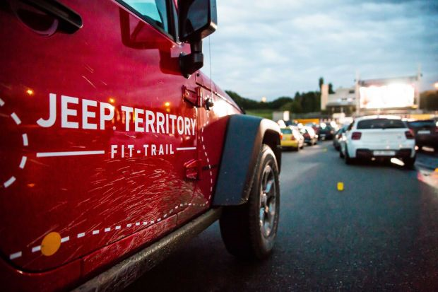 Nostalgie unter freiem Himmel: Jeep beim TCS Drive-in Movies in Hinwil