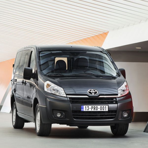   Neuer Toyota PROACE: Ein Profi für Profis