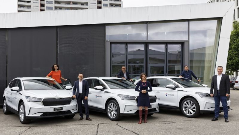 ŠKODA Schweiz elektrifiziert Swisscom-Fuhrpark