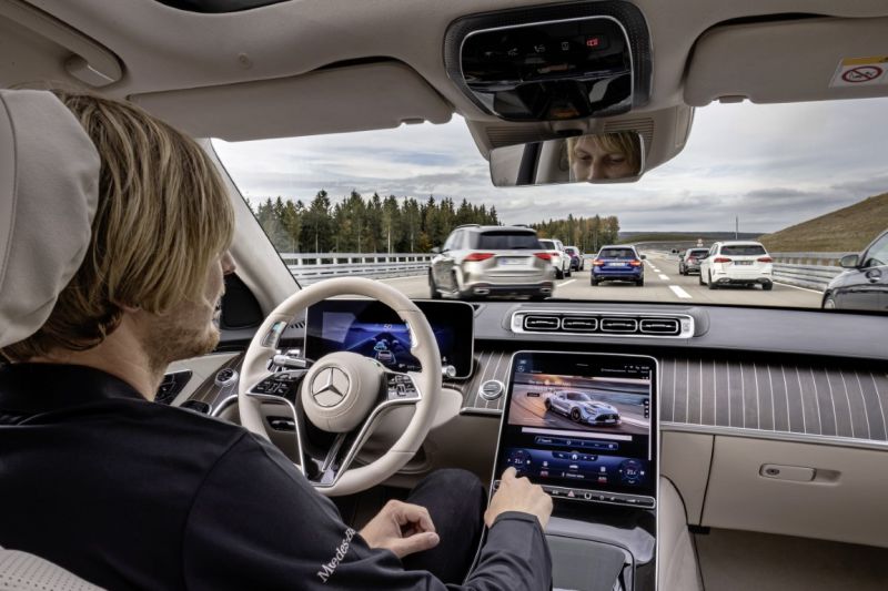   Mercedes fährt als erster Autohersteller autonom auf Level 3