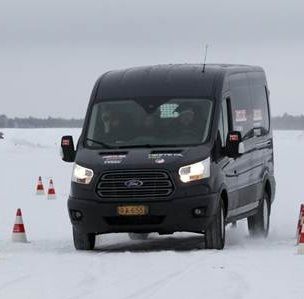   Ford-Nutzfahrzeuge gewinnen den Arctic Van Test 