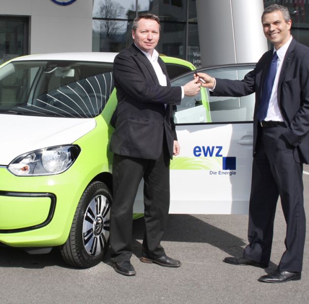 E-Werk Zürich übernimmt den ersten VW e-up!