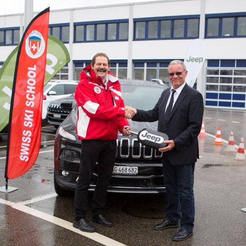 Flottenpartnerschaft zwischen Jeep und Swiss Snowsports