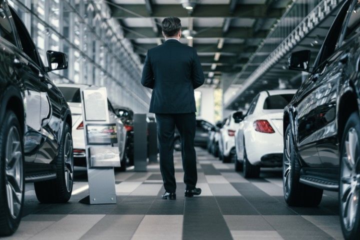   Automarkt erstmals seit 2022 wieder rückläufig 