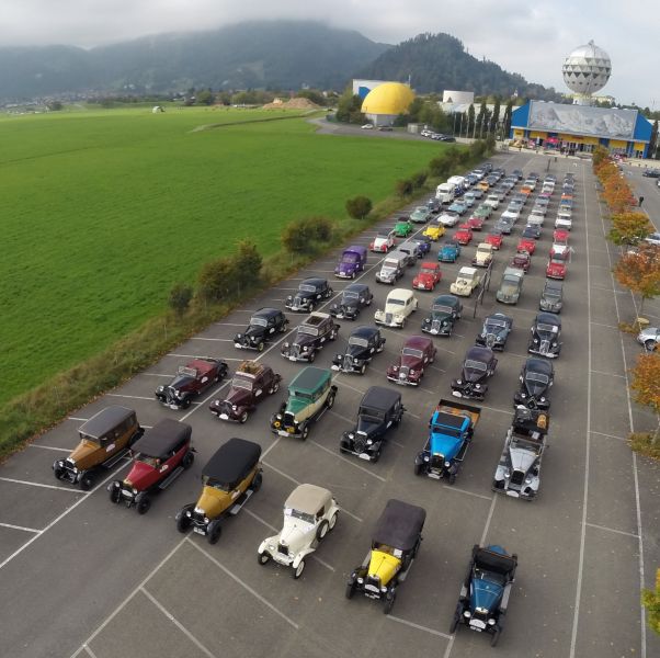   Über 3000 feierten den 90. von Citroën Schweiz