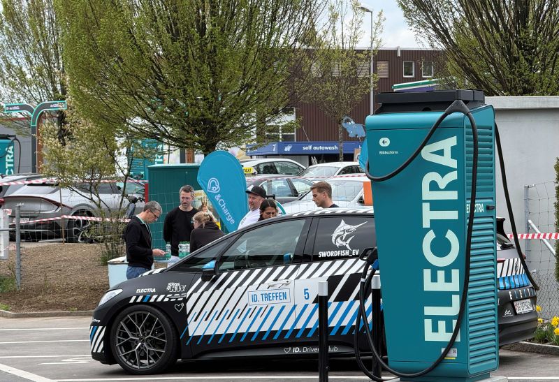 Electra eröffnet ersten Autobahn-Ladehub der Schweiz an der A4