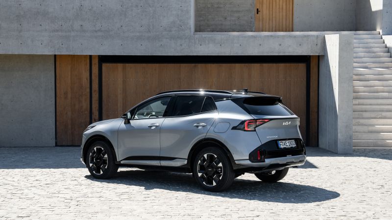 kia-new-sportage-gtline-my26-lunar-silver-static-digital-1920x1080-010-6848619fd41c7400158296.jpg