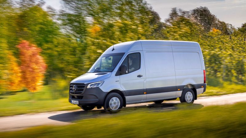 Der aktuelle Sprinter. mercedes-transporter-7-68ff8aadeb0bc990547656.jpg