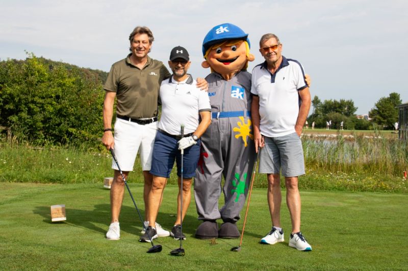 AK Golf Open Trophy 2023: Petrus spielte ein «Hole in one»