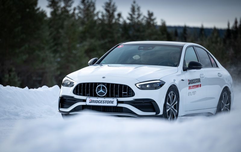 Bridgestone lanciert mit dem Blizzak 6 ENLITEN die nächste Generation seines Winterreifens