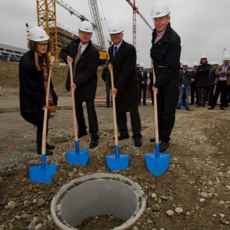 Neues Porsche Zentrum und VW Center