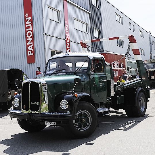 PANOLIN begrüsste 134 Oldtimer-Lastwagen und -Busse