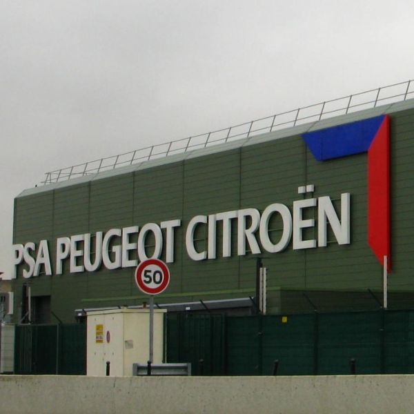 Ein neuer Hauptsitz für Peugeot und Citroën