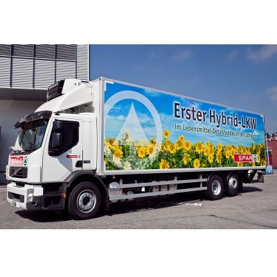 Vollhybrid-LKW von Volvo bei Spar im Einsatz