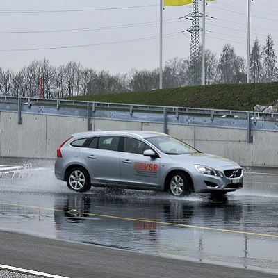 VSR zertifiziert Weiterbildung im Strassenverkehr