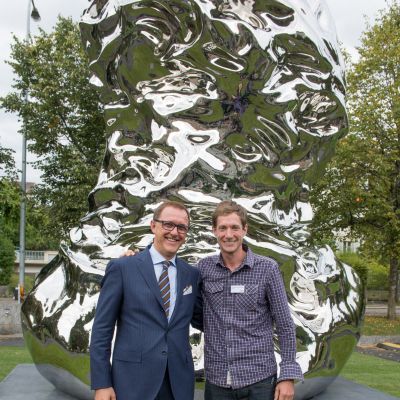 Chevrolet-Skulptur in La Chaux-de-Fonds eingeweiht