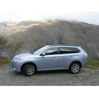 Mitsubishi Outlander Plug-in-Hybrid ist Nummer 1 in der Schweiz