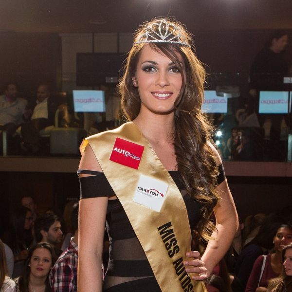 Julia Bordonado ist Miss Auto-Salon 2015