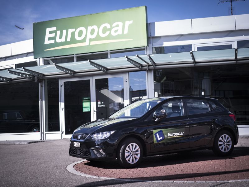 Neu bei Europcar: Fahrzeuge für Fahrschüler