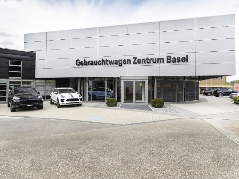 Erstes Porsche Gebrauchtwagen Zentrum eröffnet