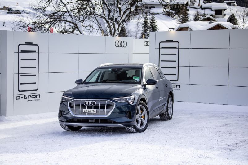 Audi: e-tron-Flotte am Weltwirtschaftsforum in Davos 