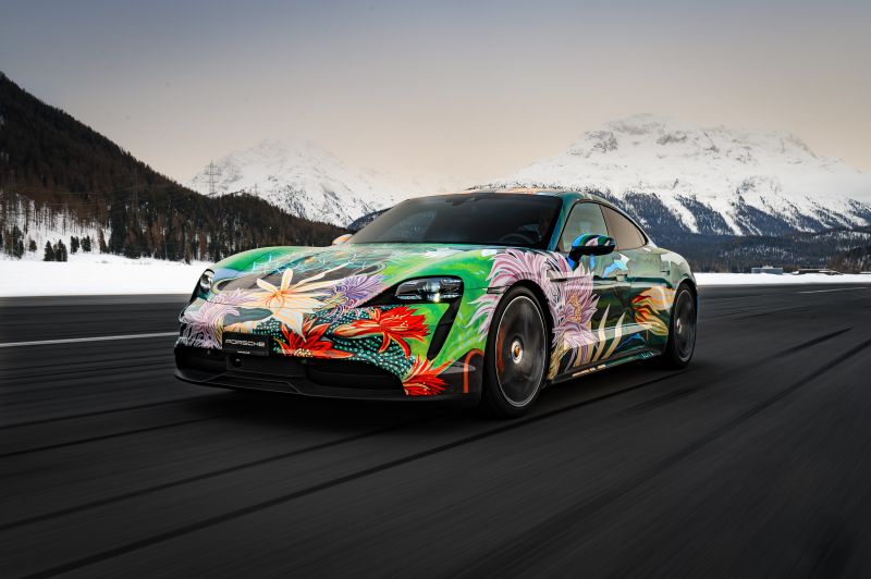 Porsche versteigert Kunst auf Räder für den guten Zweck