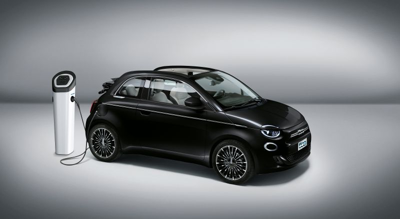 Fiat 500e – jetzt gibt’s was auf die Ohren