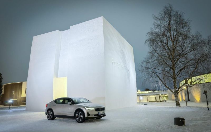 Coole Sache: Polestars neuer Schnee-Showroom