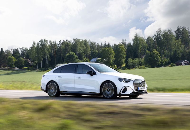 Schon gefahren: Mercedes C400 4Matic elektrisch - sportlich unter Strom