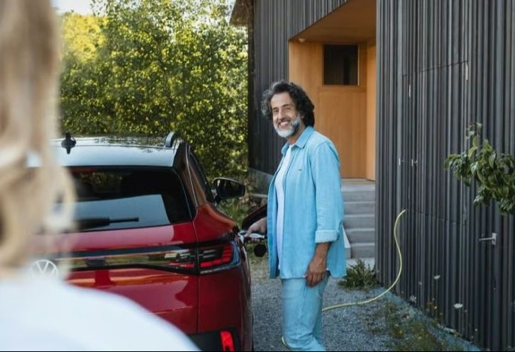 Clyde baut E-Auto-Abo weiter aus