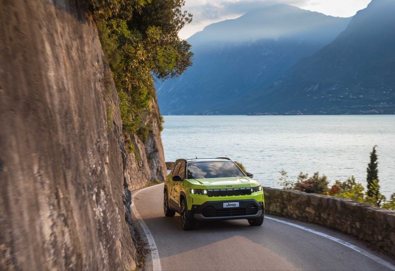 Jeep führt den neuen Jeep Compass in der Schweiz ein.