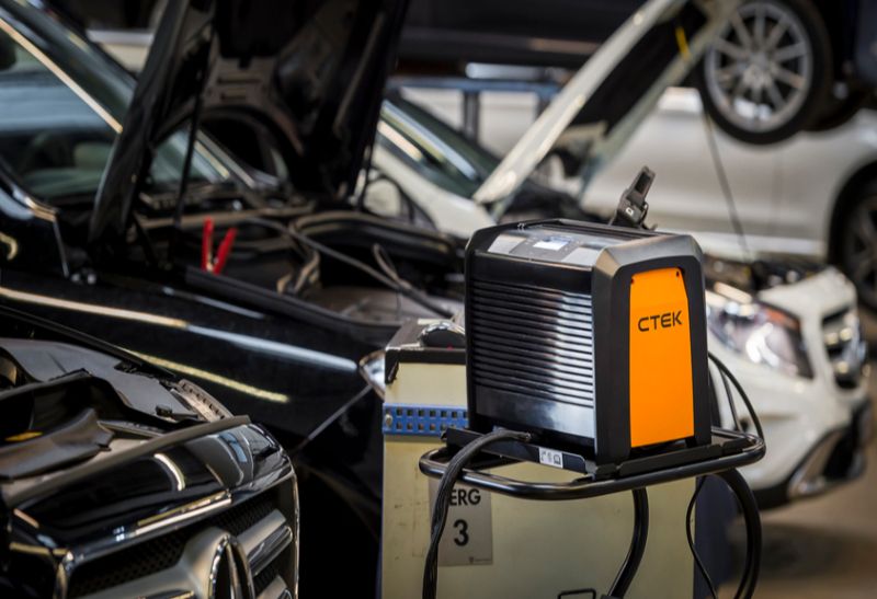 Professionelles Batteriemanagement hält Flotten einsatzbereit