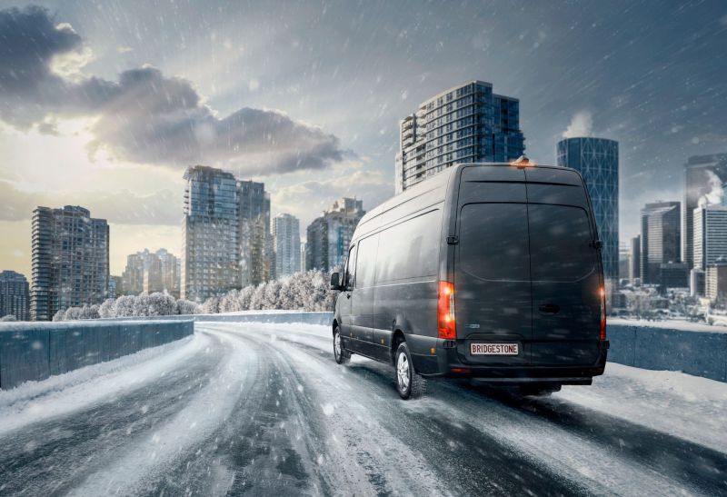 Bridgestone Winterreifen-Portfolio: Leistungsstark & EV-ready für die kalte Jahreszeit