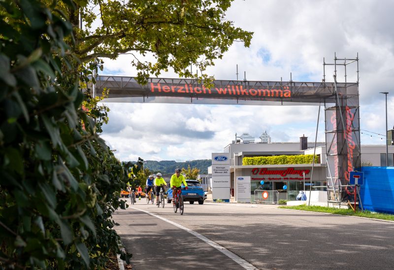 50 Jahre Garage Moser: Ein Fest für Mitarbeitende, Freunde, Geschäftspartner und die ganze Region