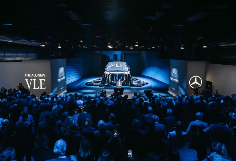 Weltpremiere für den Mercedes-Benz VLE:  Elektro-Van mit über 700 km Reichweite