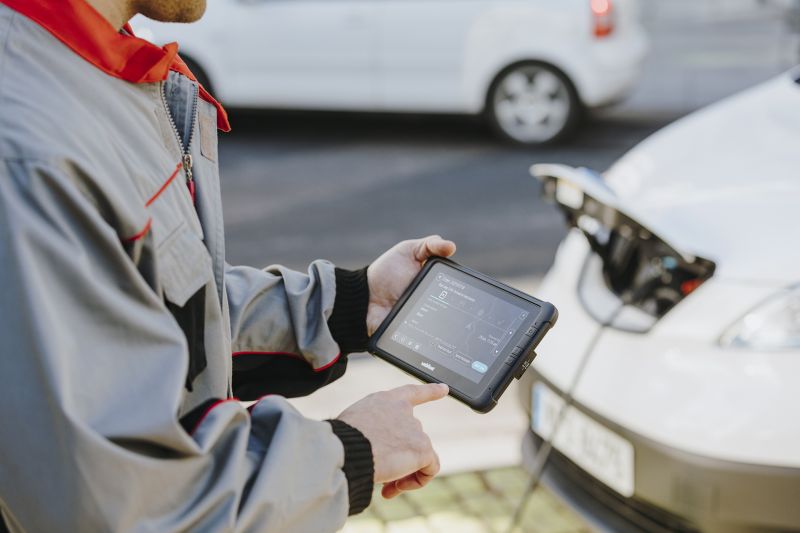 So bringen Fuhrparkmanager Nutzfahrzeuge in Etappen auf dem Weg in die Elektromobilität